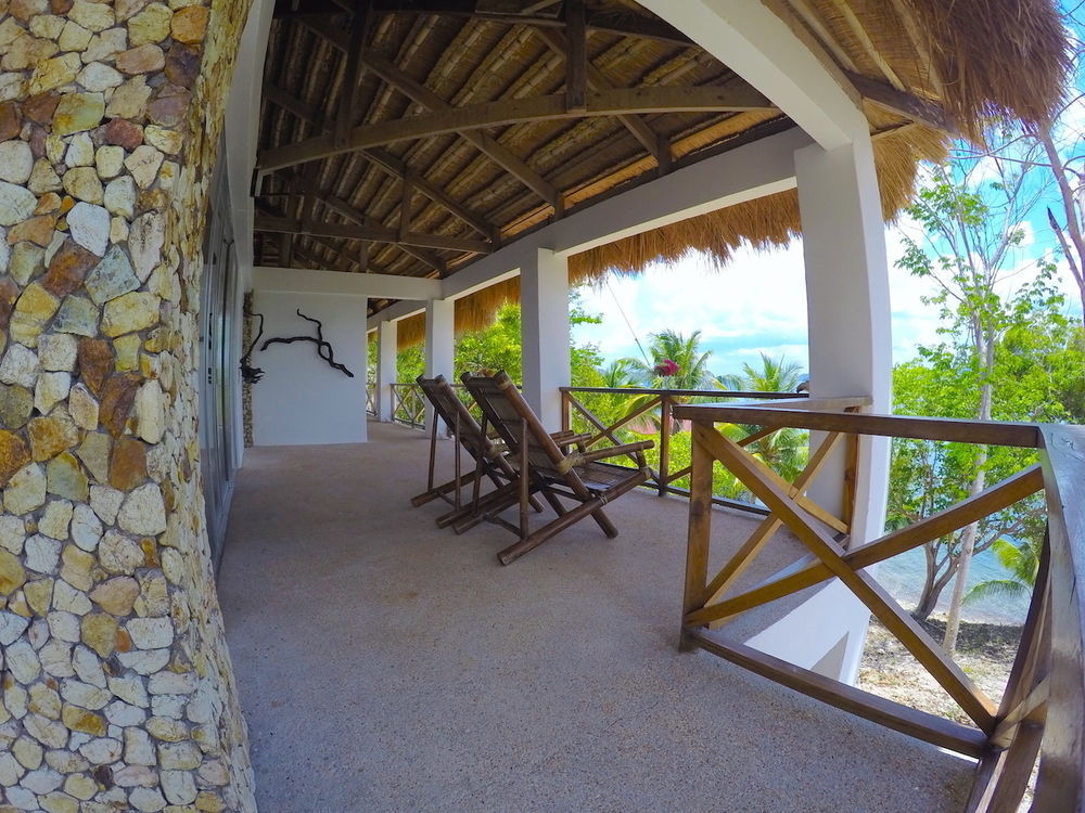 Chindonan Dive And Beach Resort Корон Екстер'єр фото